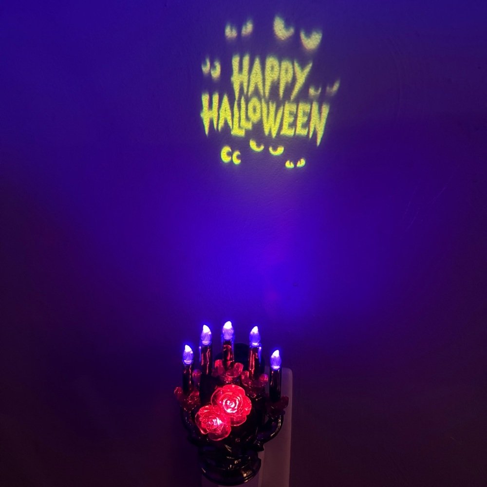 🎃 Bath & Body Works Halloween Creepy Candelabra Projector Wallflower Plug